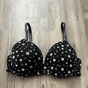 Victoria secret push up bra/36D